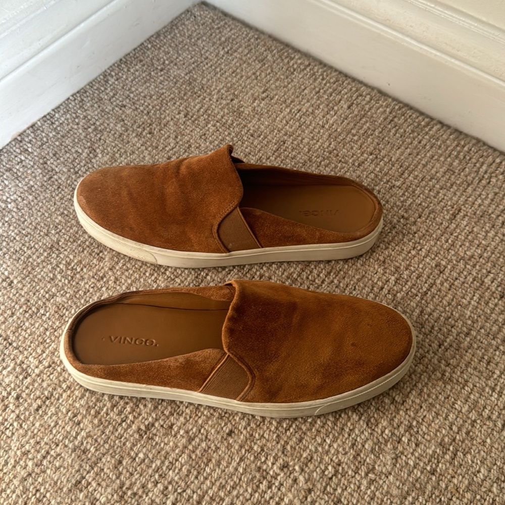 Vince | “Blair” Nubuck Suede Slides Mules with rubber platform sole US 8.5